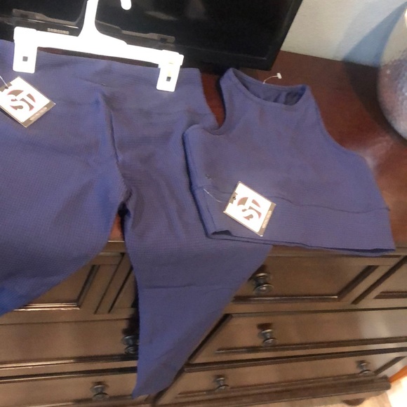 Strut This workout set - Picture 2 of 5